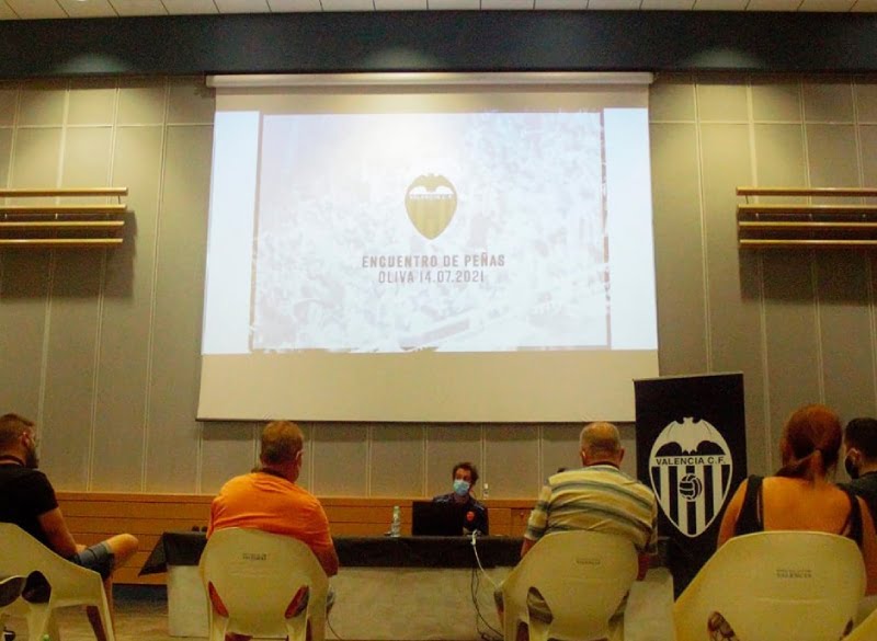valencia cf en Oliva