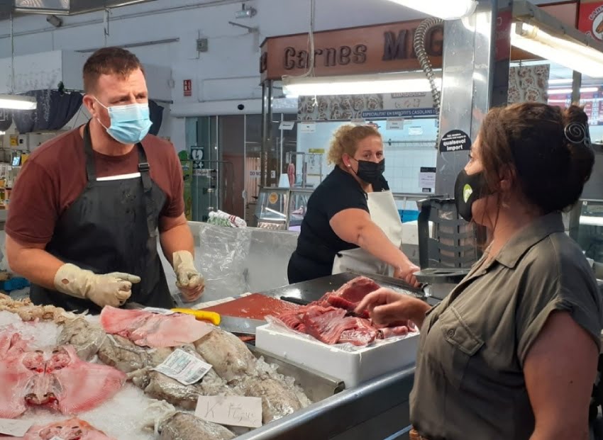 pescadería mercat municipal oliva